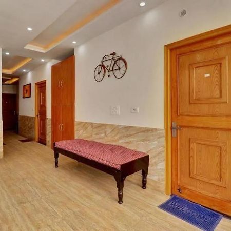 Shanti Hostel And Garden Cafe Rishikesh Bagian luar foto